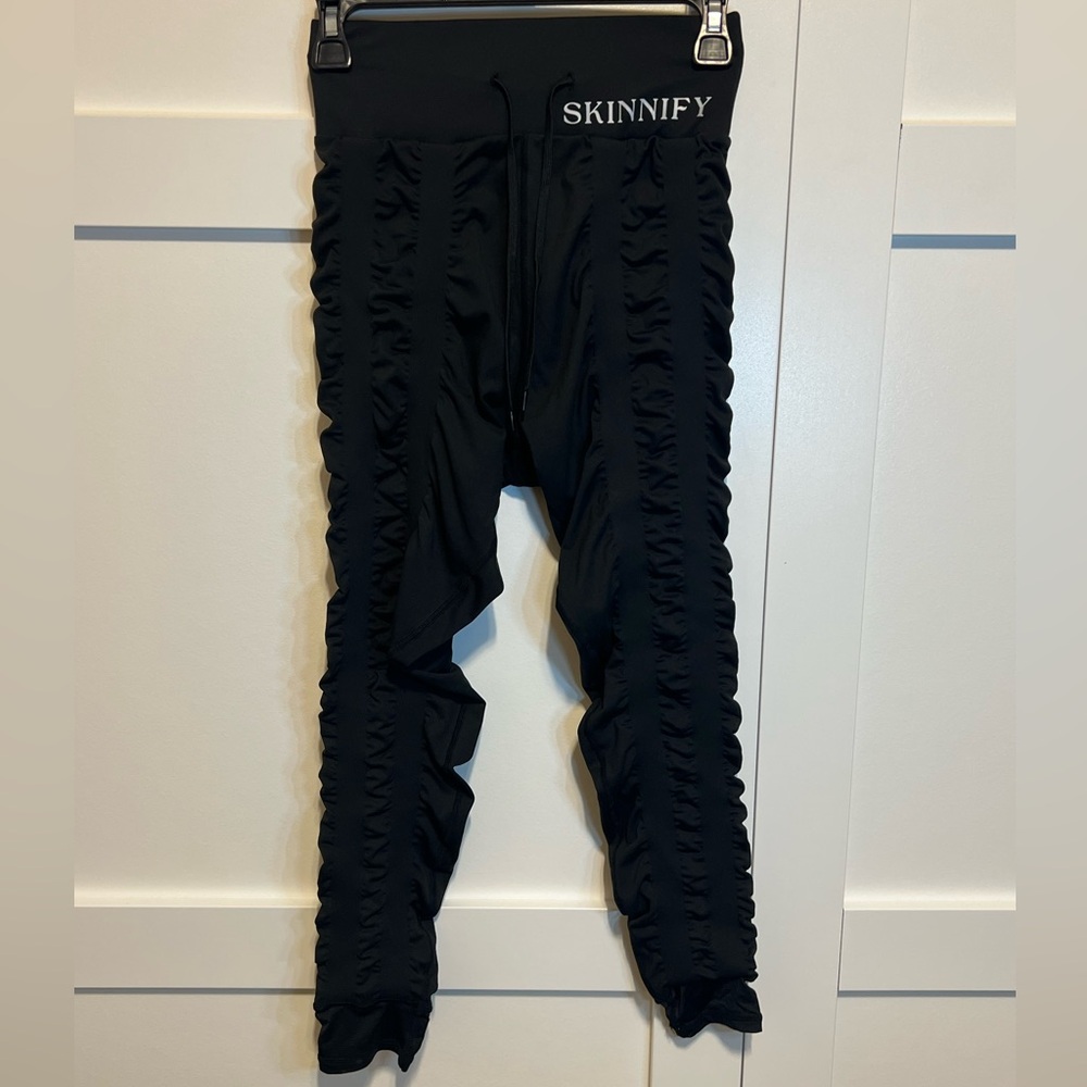 🖤Skinnify Resistance Band Workout Compression Leggings Women's Black Size M